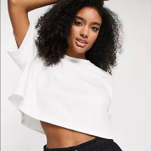 White cropped tee top shop